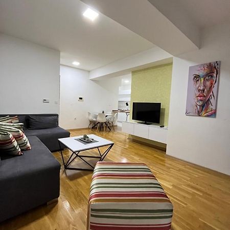 Skopje Centar Margarita Luxury Aprtment Apartman Kültér fotó