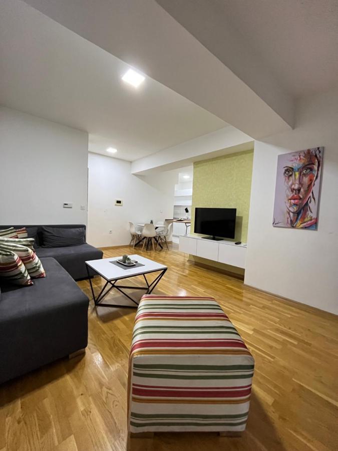 Skopje Centar Margarita Luxury Aprtment Apartman Kültér fotó